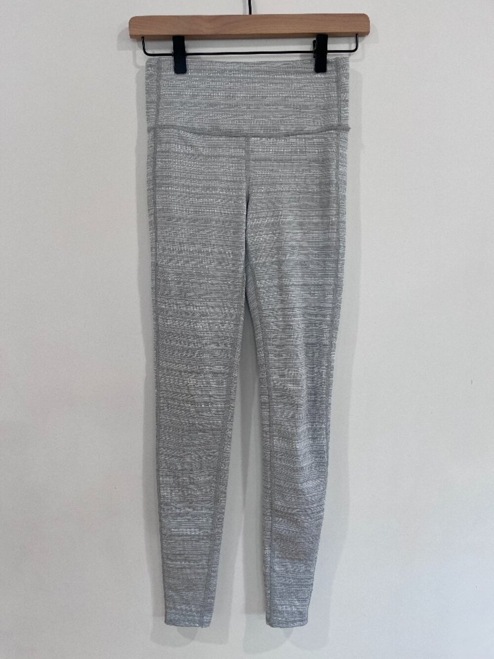 Athleta textured yoga/running leggings